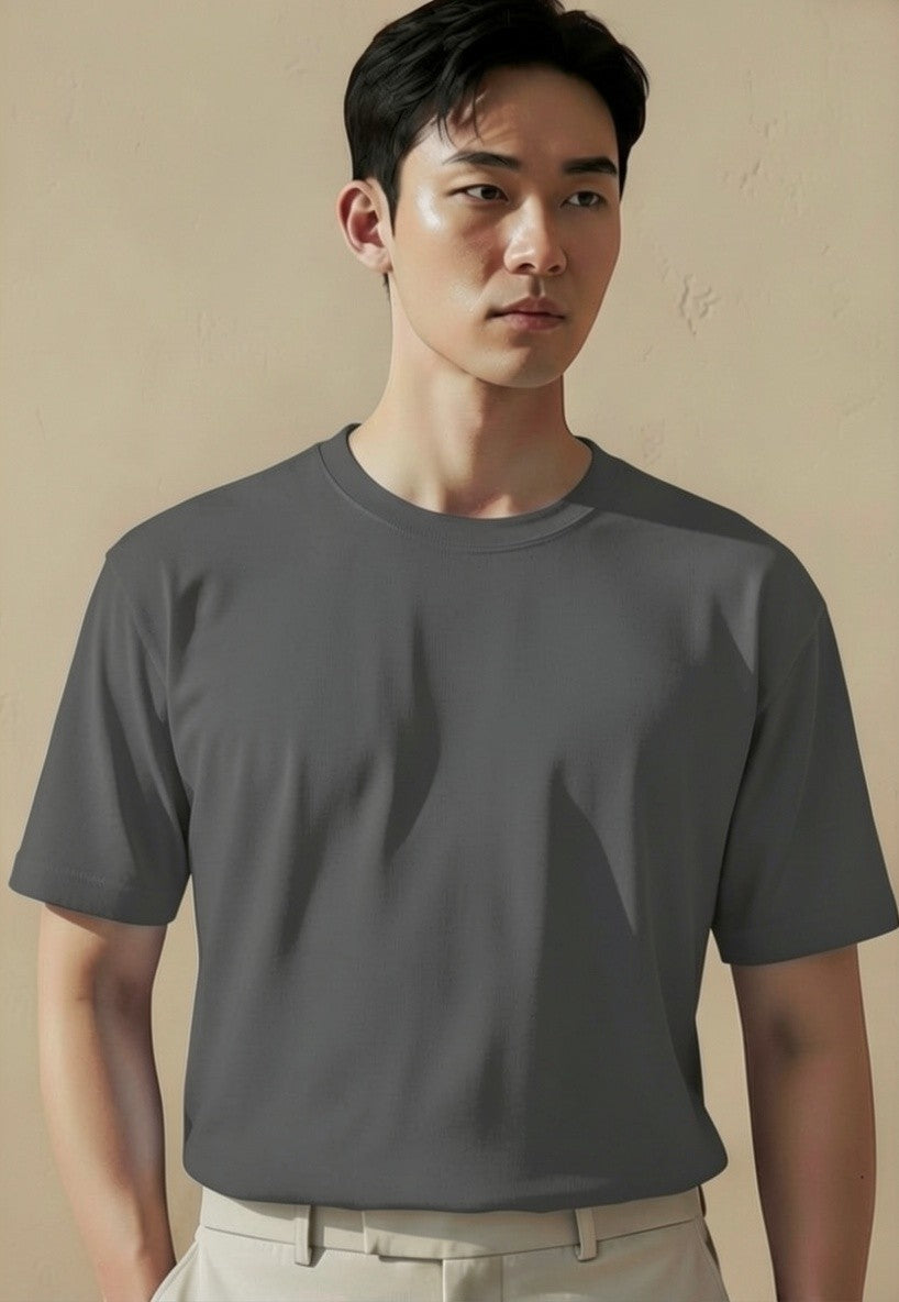 SEOULFIT Essential Cotton T-Shirt in navy blue. Men's crew neck tee with a relaxed fit.
