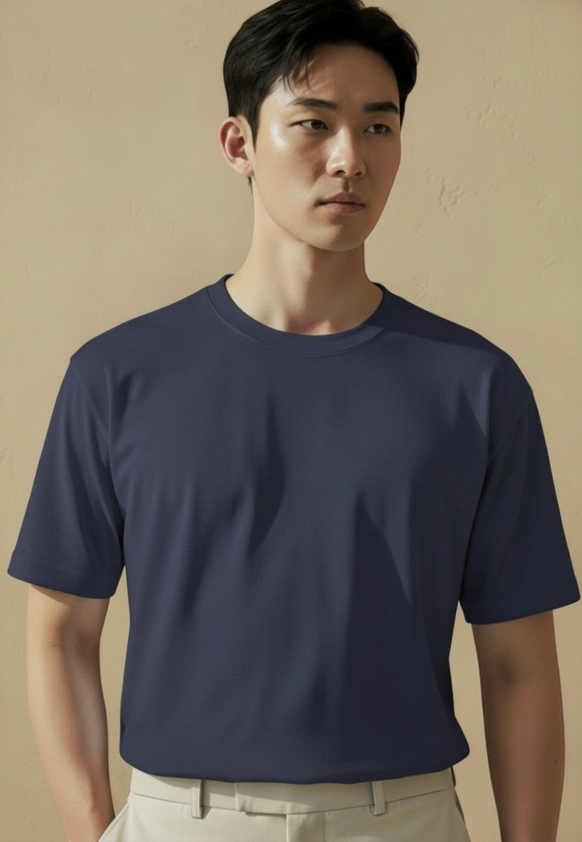 SEOULFIT Essential white cotton crew neck t-shirt for men, perfect weight, not too boxy or fitted.